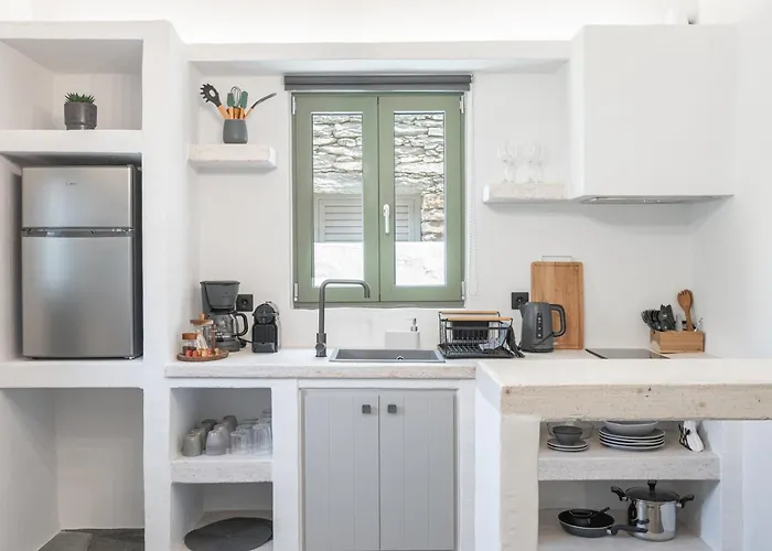 Nysa Kea - A Cycladic House * Korissia (Kea)